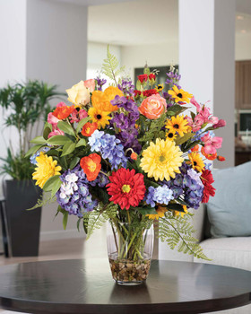 Garden Brilliance Faux Flower Design.